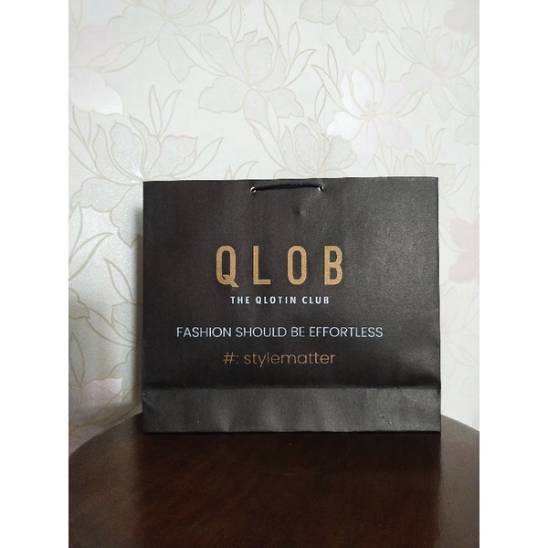 

paperbag hitam 36 x 15 x 25 custom paper bag souvenir