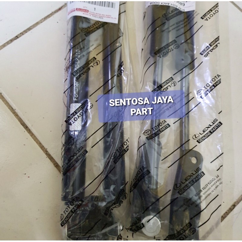 SHOCK  BAGASI BELAKANG FORTUNER ORIGINAL