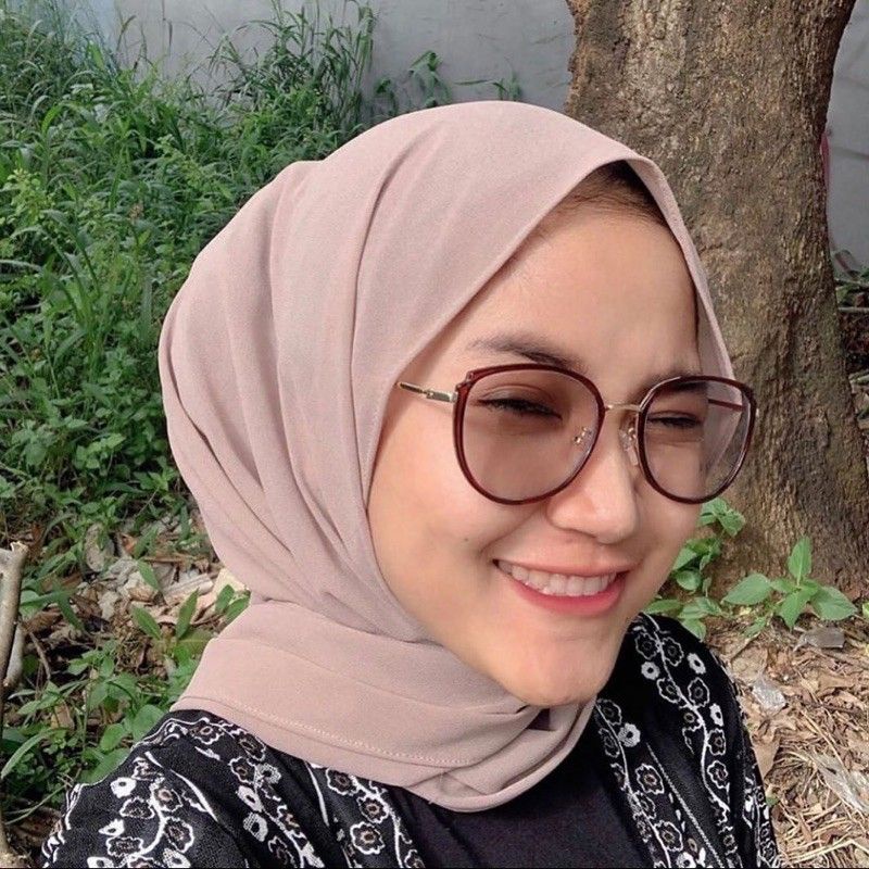 kacamata lensa photocromic antiradiasi boleh pilih lensa blueray bisa normal minus plus cilinder tergantung permintaan sampai minus 5 cyl 2 harga masih sama tulis saja pesanan kaka di catatan saat order free box lap cairan pembersih,kode32004size52-18-144