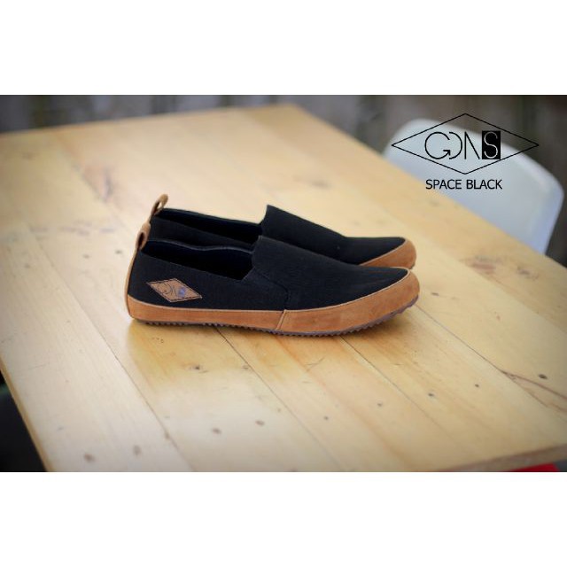 Sepatu pria casual GDNS Space ori handmade