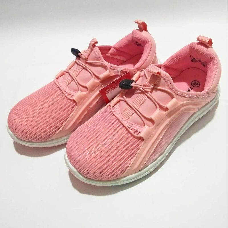 TREKKERS Sepatu Sneakers - Sepatu Jalan - Sepatu Olahraga - Sepatu Pria - Sepatu Wanita