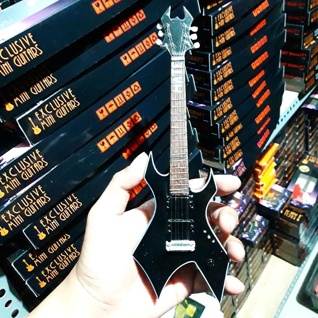 Miniatur Gitar BC Rich Black Hate Mick Thomson Slipknot Signature Baby Newborn Photography Property 