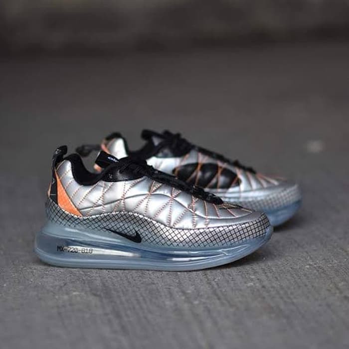 PUSAT SEPATU NIKE AIR MAX 720 818 METALLIC SILVER / AIR MX 720 818 SNEAKERS ORIGINAL