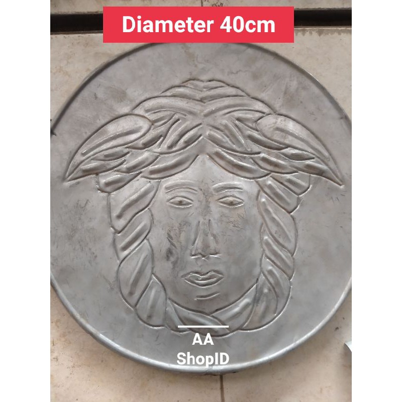 Ornamen Pagar Besi Tempa Aksesoris Versase Orang