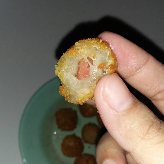 

Cilok crispy(gurih diluar lembut didalam)
