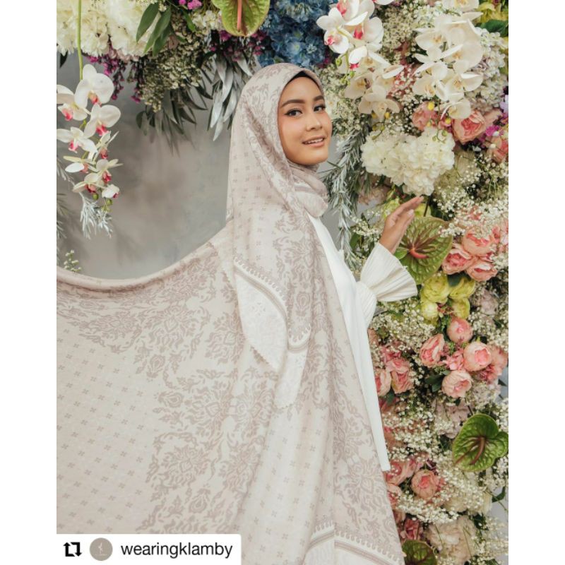 Wearing klamby Anggrek Series Miltonia