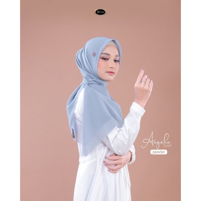 Segi enpat Angela Scarf by Yessana