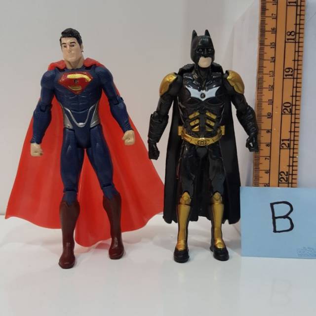 Figure karakter superman &amp; batman