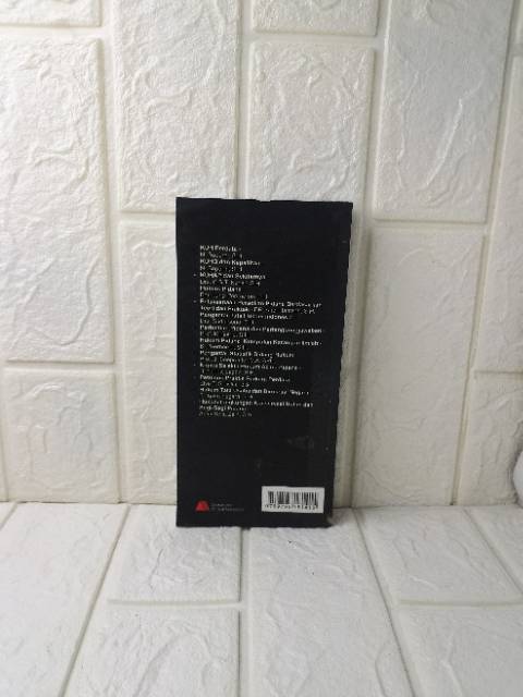 KUHP & KUHAP  andi hamzah RINEKA-1