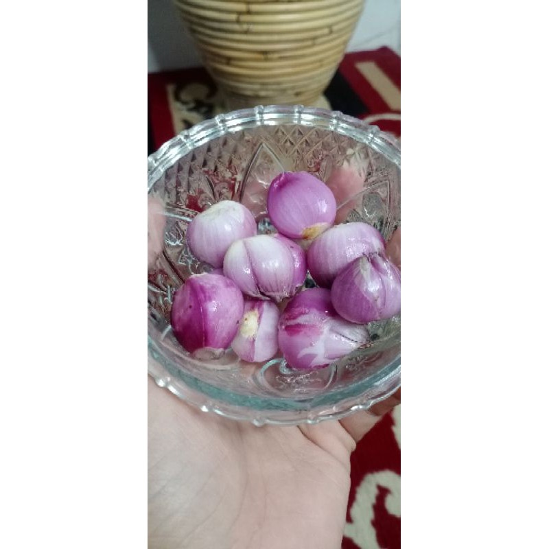 

bawang merah kupas 100gr