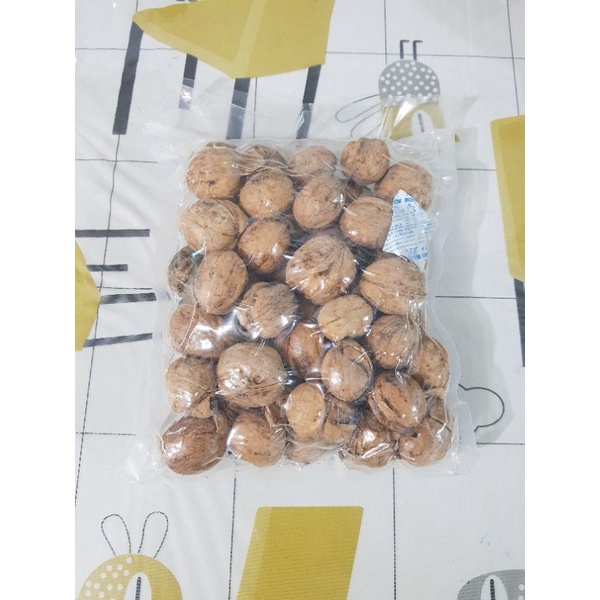 

Raw Walnut/Kacang Walnut Mentah/Kacang Otak/Sheng He Tao