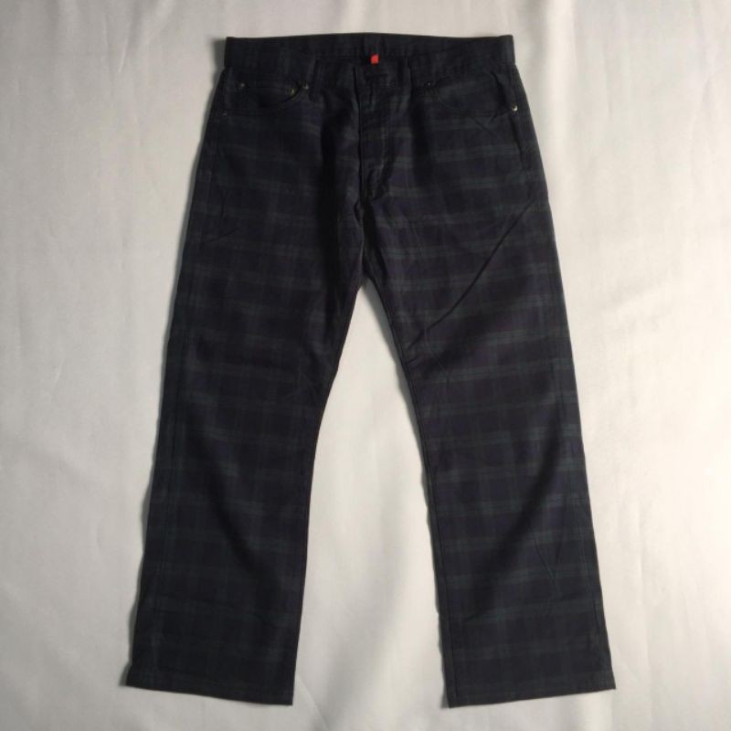 CELANA / CELANA COWO / CELANA TARTAN (UNIQLO TARTAN)