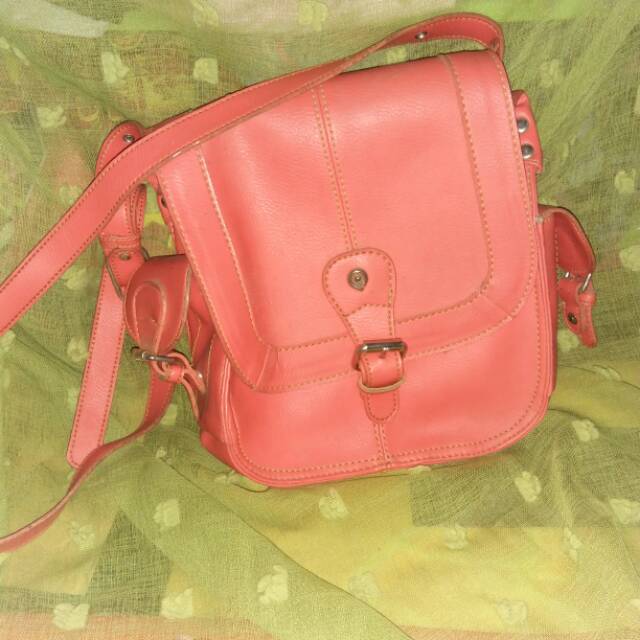 Tas slempang merk ocean pacific preloved