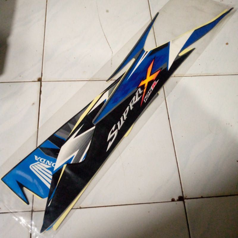 POLET STRIPING SUPRA X 125 2010 HITAM BIRU