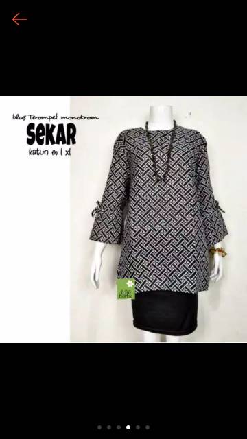 Blus terompet syakila sekar monochrome