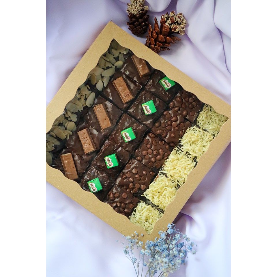 

Shiny Crust Brownies " Sekat