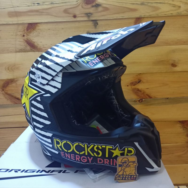 HELM AIROH TWIST 2.0 NEw.HELM CROSSAIROH TWIST.HELM TRAIL AIROH TWIST