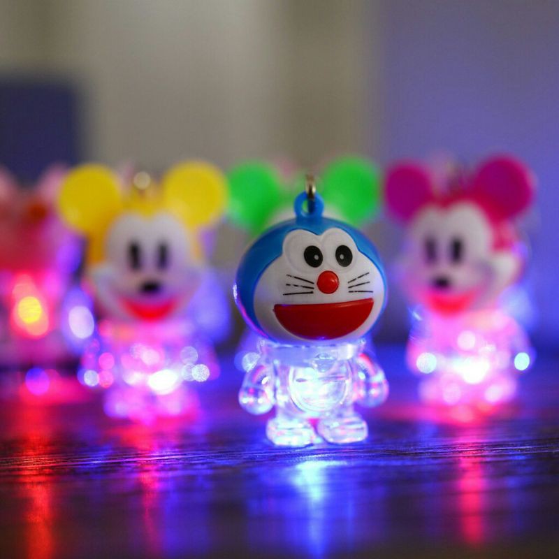 GANTUNGAN KUNCI DORAEMON LAMPU FREE BATERAI / GANTUNGAN KUNCI LED / GANTUNGAN DORAEMON