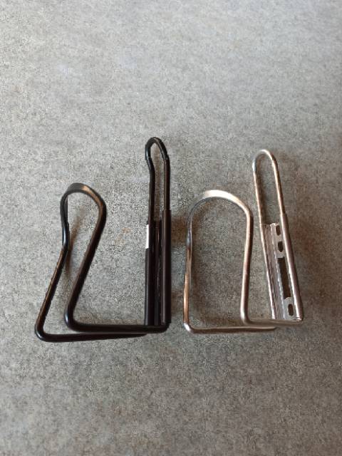 Holder botol minum sepeda bahan alumunium