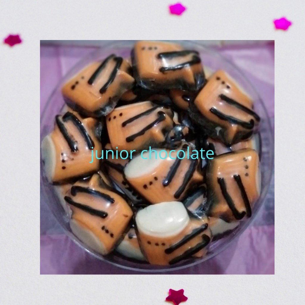 

coklat karakter bedug | coklat karalter unik | coklat praline toples | coklat karakter kiloan