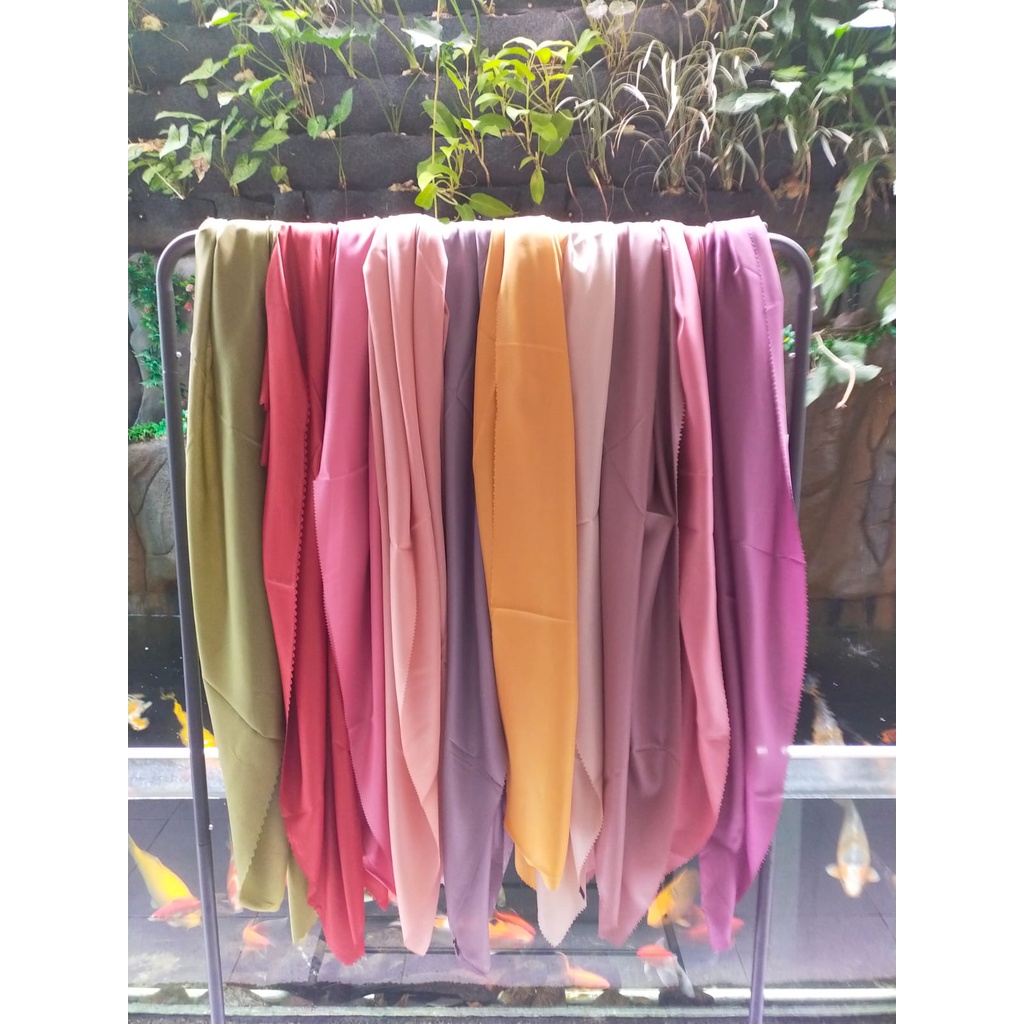 HIJAB UMAMA LUXURY SYAR I POLOS LCSYAR'I