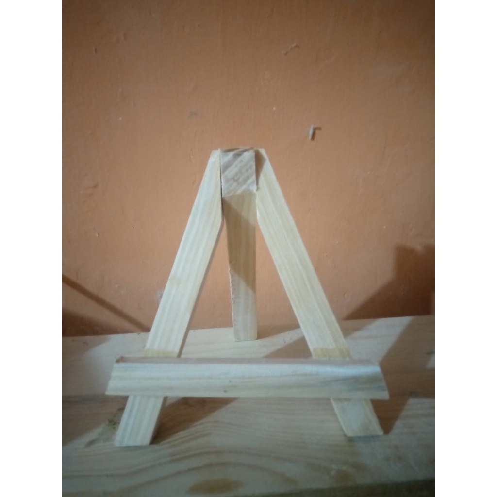 

Easel uk t 20 cm lebar 14cm
