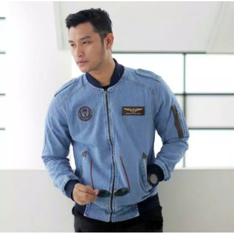 PROMO JAKET BOMBER LEVIS