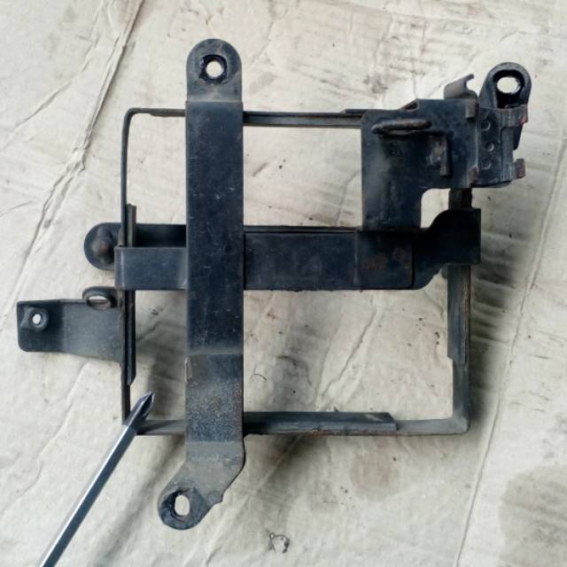 Breket tempat aki honda tiger revo Ori copotan
