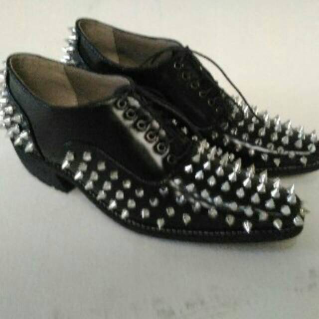 Sepatu Pria Pantofel Full Duri Kasual