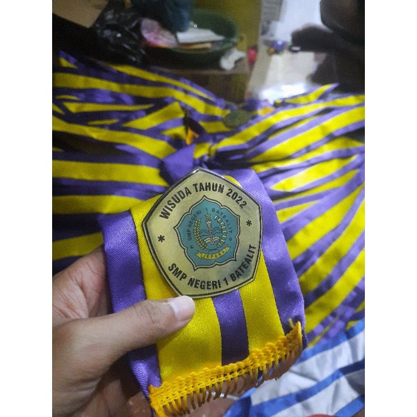 Samir Wisuda plus Pin - Selempang Samir Kelulusan Sd Smp Sma - Custom