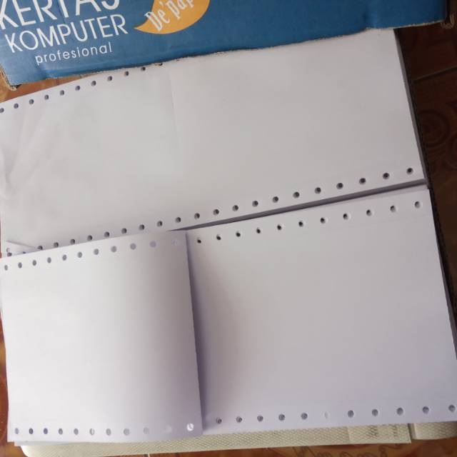 Kertas Wartel / Continous Form A4 bagi 4
