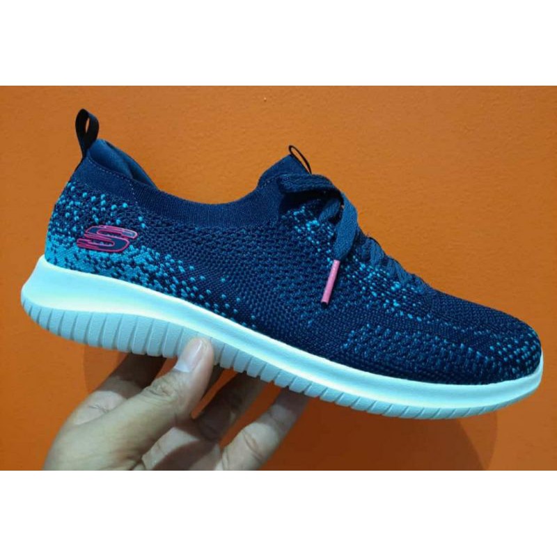 sepatu running merk skechers original