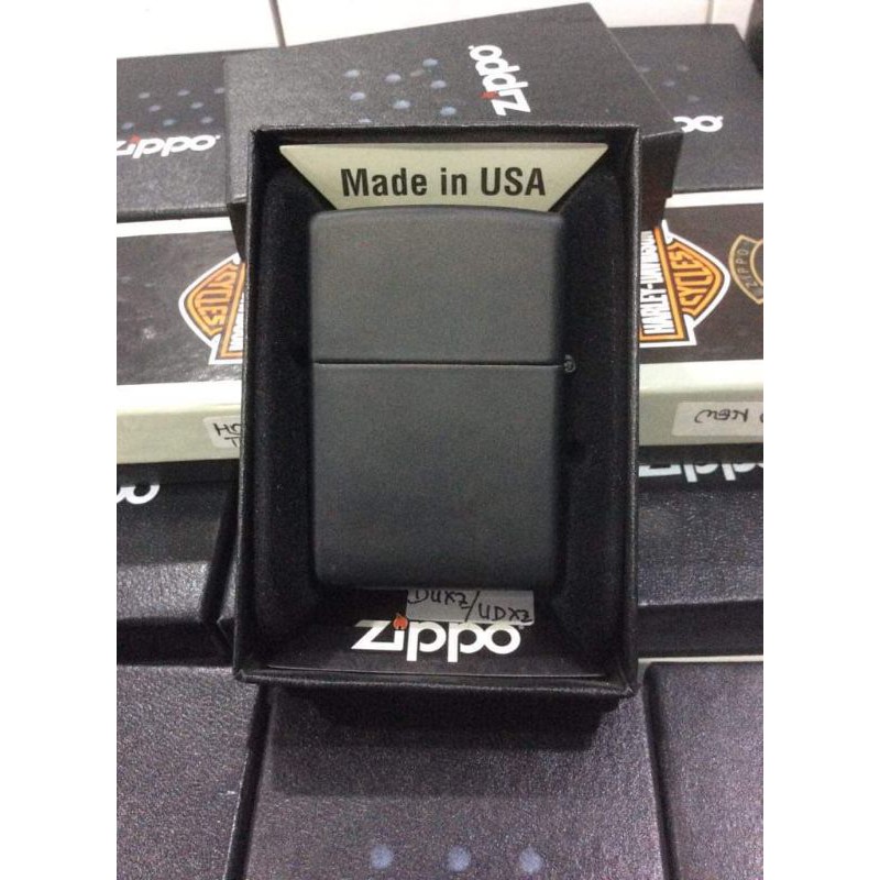 KOREK/MANCIS ZIPPO ORIGINAL BLACK MATTE