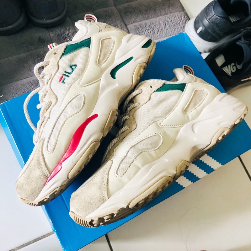 Sepatu BTS X FILA Ray Tracer Original Preloved