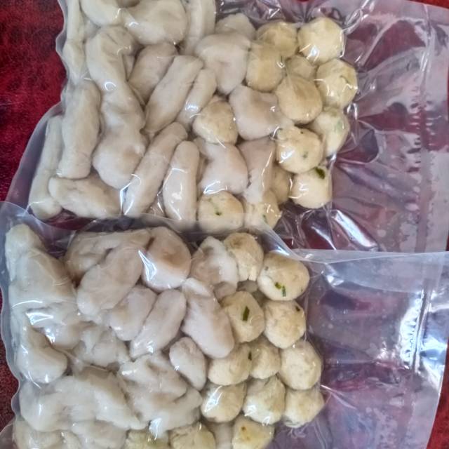 

Pempek campur