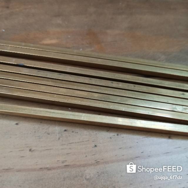 As Kuningan Kotak 5mmx5mmx2500mm untuk nat lantai marmer dan granit