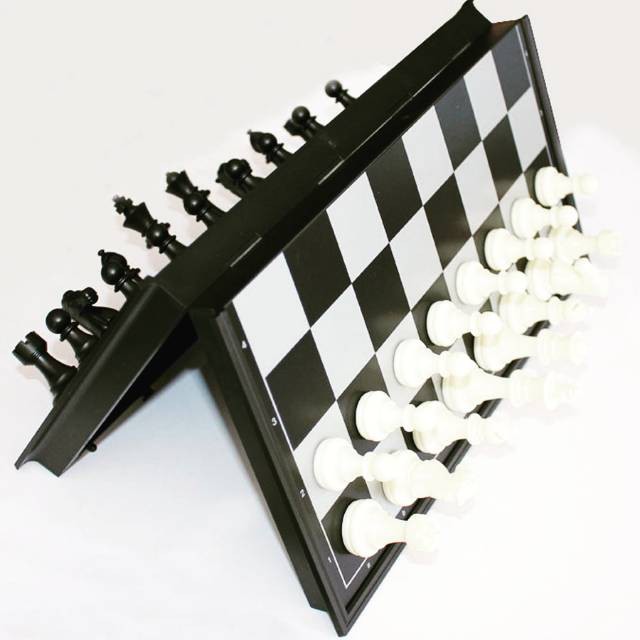 Grab Medan Permainan Papan Catur Magnet Folding Chessboard BoardGame Black White