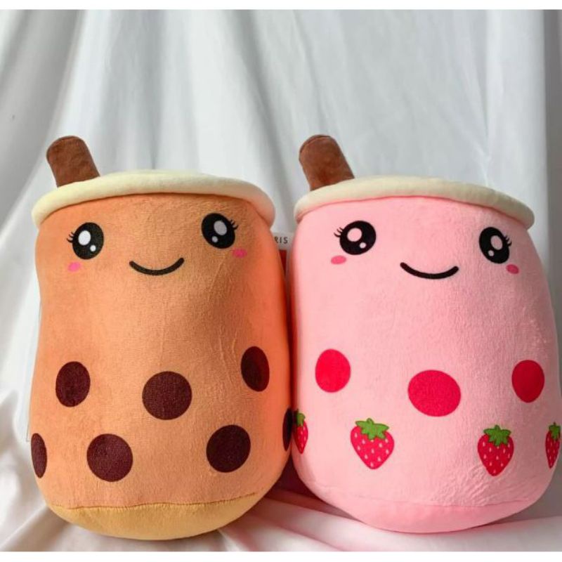 Boneka boba lucu imut besar.