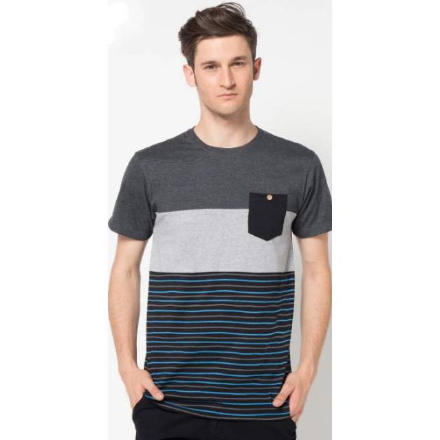 Kaos pria branded original brand revolution Shopee Indonesia Kaos pria branded original brand revolution Shopee Indonesia