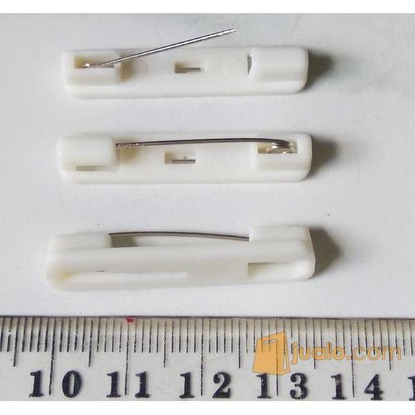 

PENITIK PUTIH PLASTIK 3.5CM NAME TAG PAPAN NAMA DADA