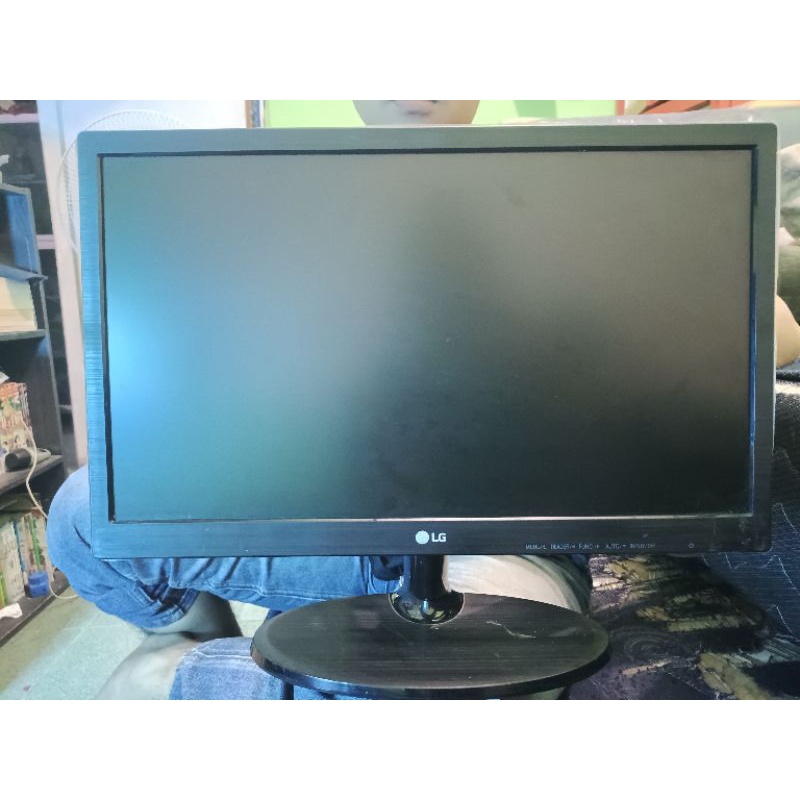 Monitor LG 19" LED 19M38A-B