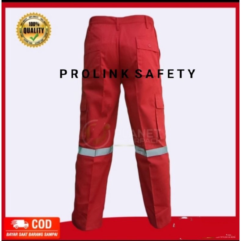 CELANA SAFETY MERAH SAKU SAMPING