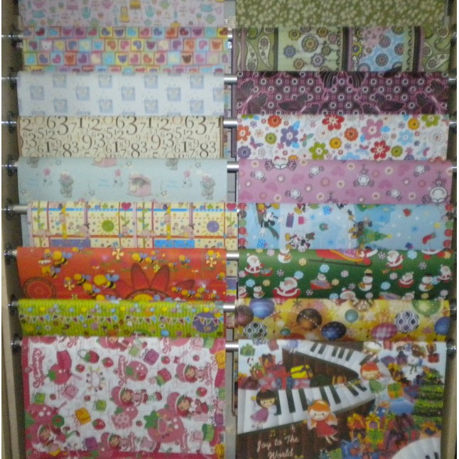 

KERTAS KADO