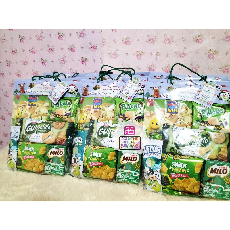 Snack Ultah Serba Hijau / Paket Snack Hijau / Hampers snack / Snack Ultah Murah / Kemasan Serba Hijau