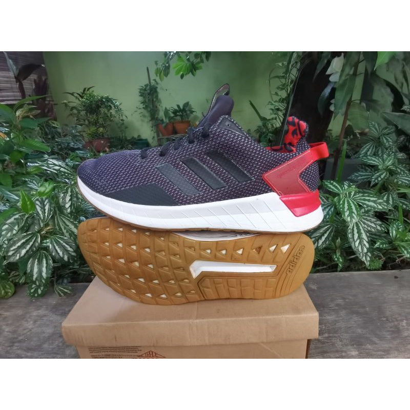 Sepatu Adidas Questar Rude Second