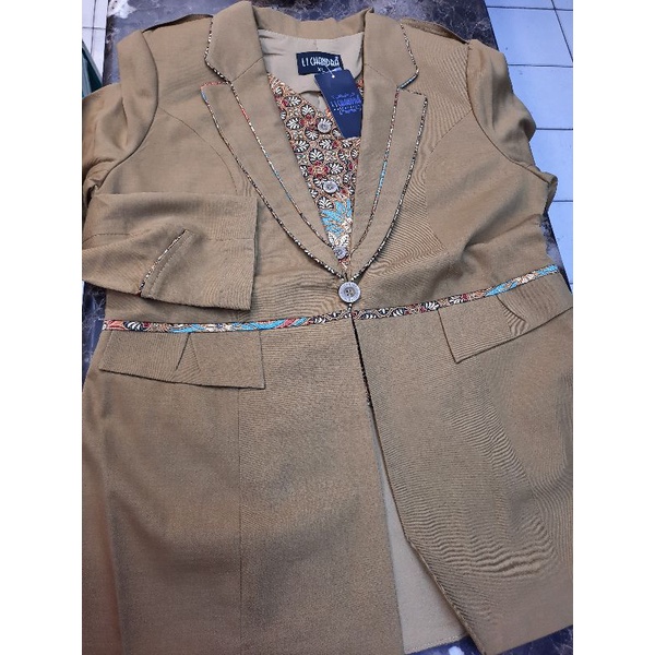 Stelan blazer pns/pemda/khaki muda lis batik/rok span