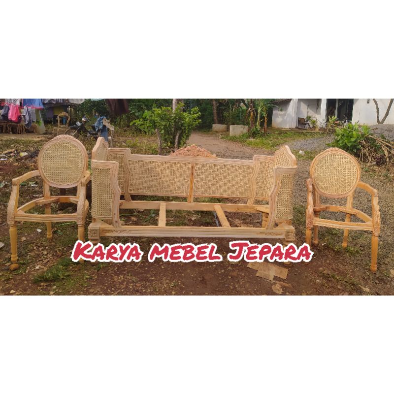 1 set pelaminan kursi doyok + pendamping racoco rotan