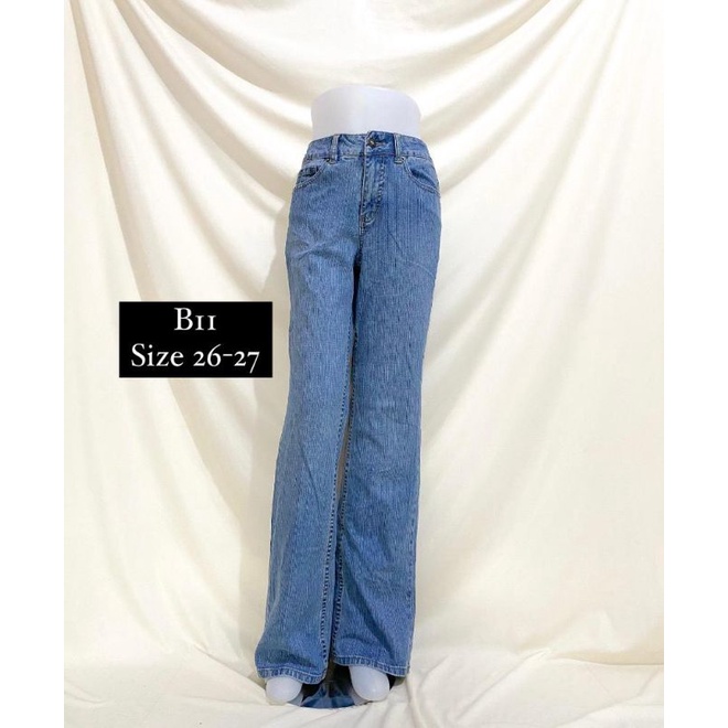 Request 1 pcs jeans