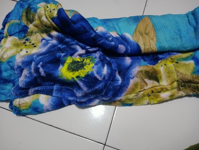 Selimut Bulu Karakter Ivanka 135x200 375gram