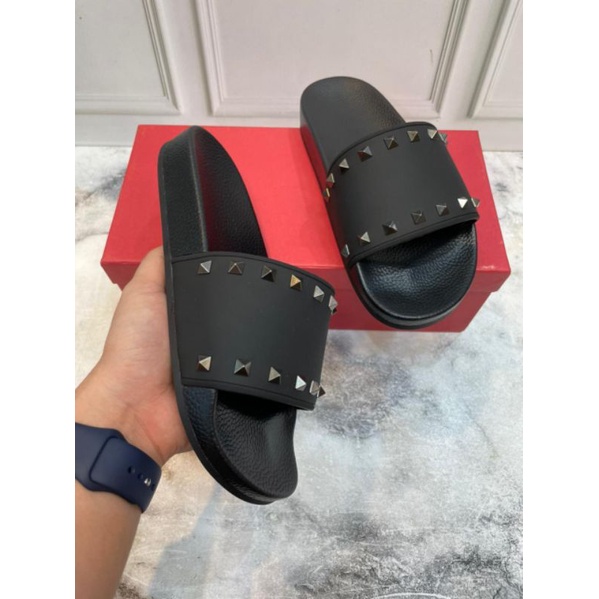 Sandal Slip On / Sandal Jepit Branded Valentino Super Mirror 1:1